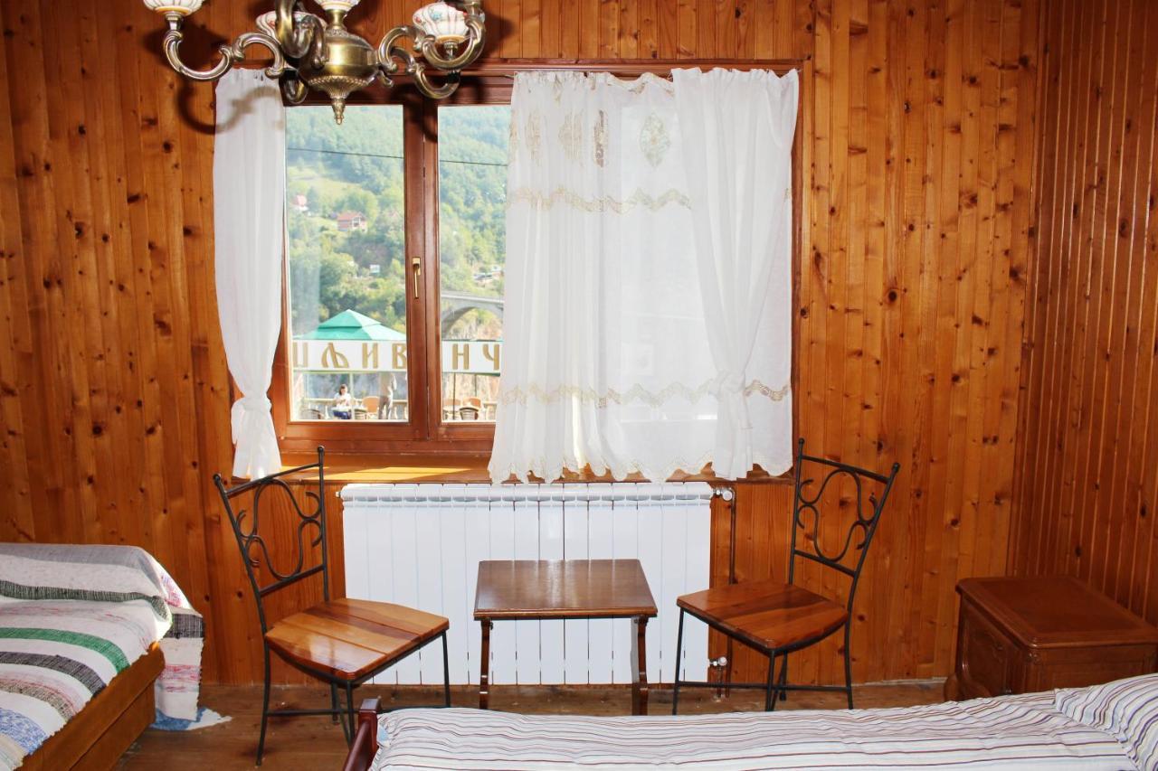 Tara Bridge Castle Hotel Žabljak Buitenkant foto