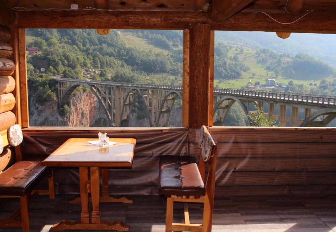 Tara Bridge Castle Hotel Žabljak Buitenkant foto